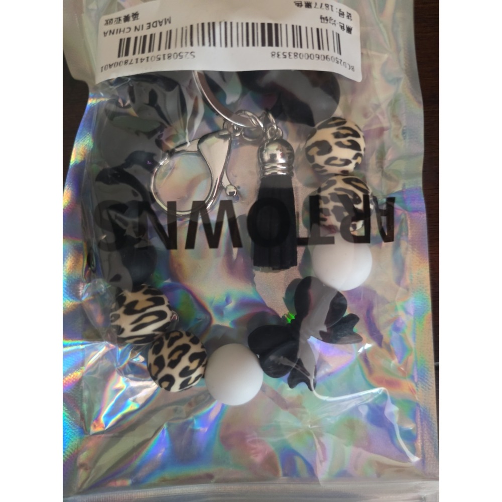 Black And Cheetah Print With Bow Keyring